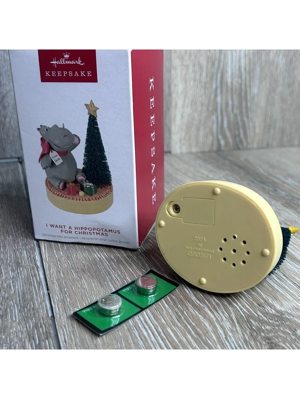 2024 Hallmark Ornament I Want A Hippopotamus For Christmas Magic Sound -529-48